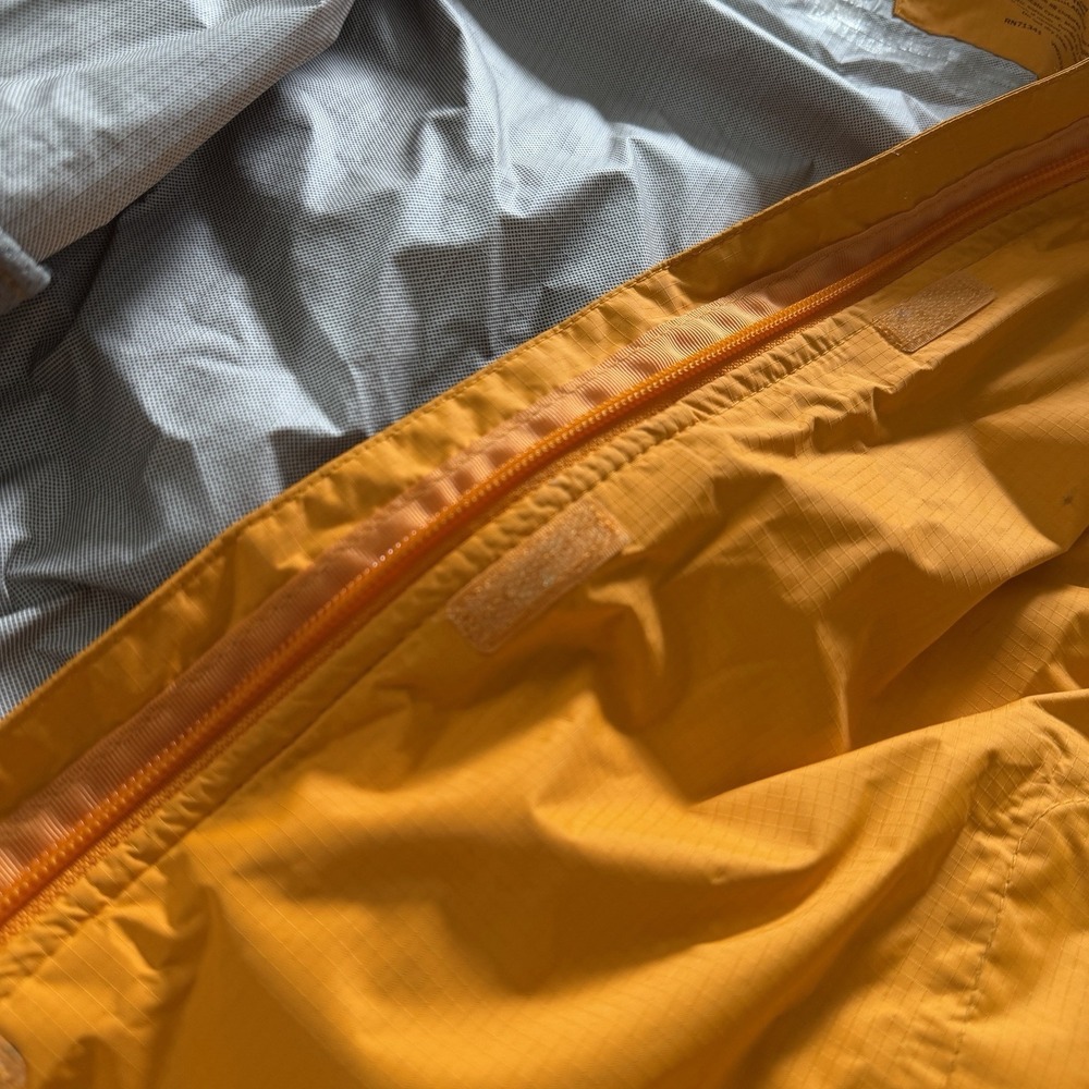 L.L.Bean Rain Jacket Womens M Yellow Hooded Trail Model Packable Shell OKBH1 - Picture 6 of 13